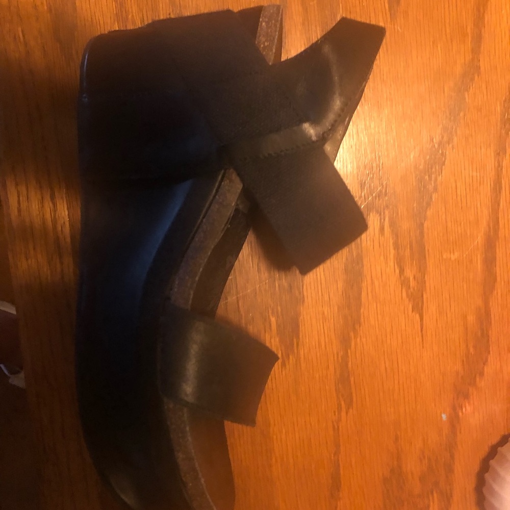 Shoes - Picture 3 of 3